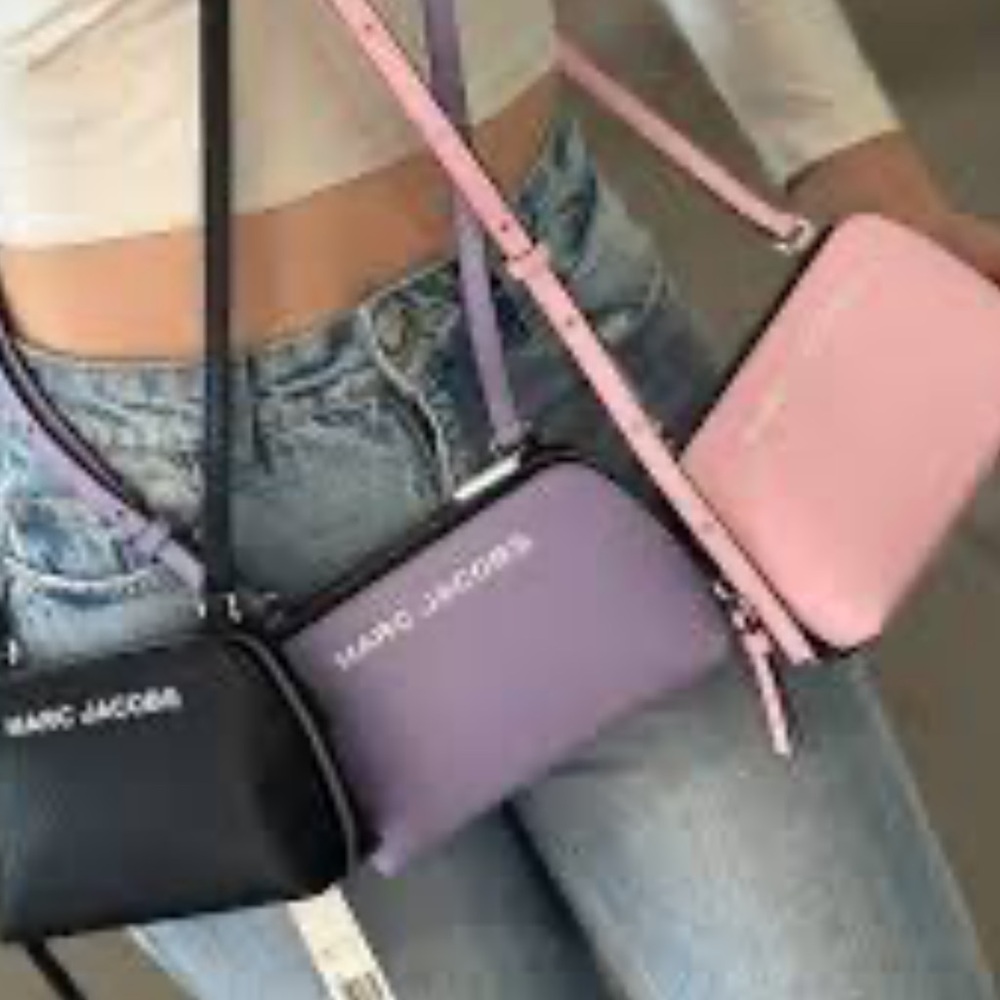 Marc Jacobs Crossbody - Picture 3 of 5